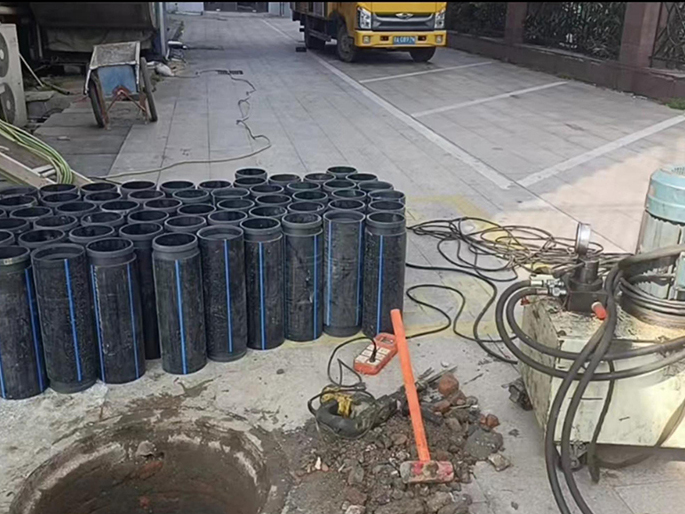 敦煌PE置换管厂家 DN315置换管 非开挖管短管置换